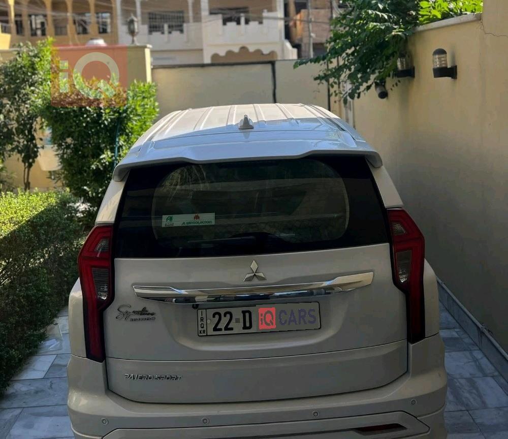 ميتسوبيشي باجيرو سبورت